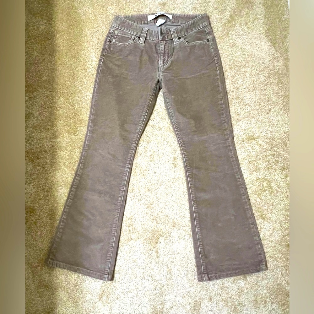 Gap corduroy pant 6A